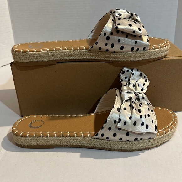 Evva Black and White Flip and Flog NEW - Picture 2 of 7